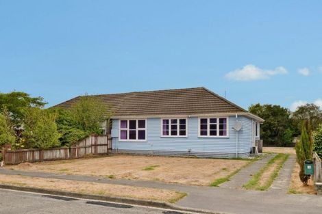Photo of property in 2/45 Dickson Crescent, Hornby, Christchurch, 8042