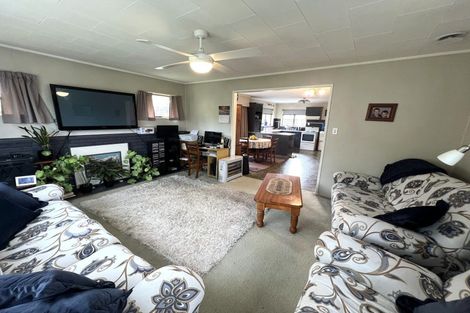 Photo of property in 10 Mangarino Street, Te Kuiti, 3910