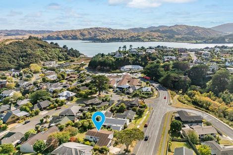 Photo of property in 8 James Cook Drive, Whitby, Porirua, 5024