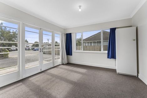 Photo of property in 43 Aorangi Road, Bryndwr, Christchurch, 8053