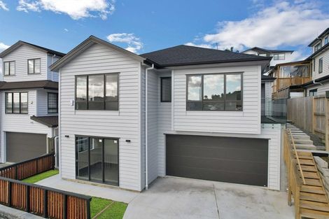 Photo of property in 5 Lawson Creek Street, Massey, Auckland, 0614