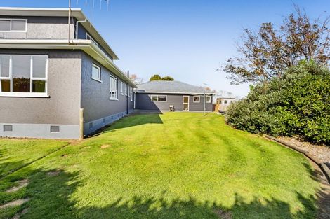 Photo of property in 2775 Eltham Road, Te Kiri, Opunake, 4682