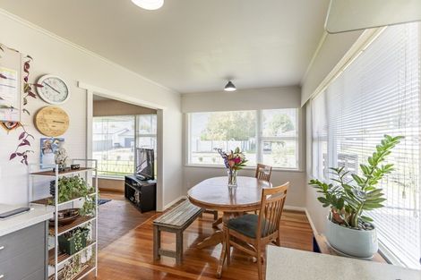 Photo of property in 3 Armour Place, Onekawa, Napier, 4110