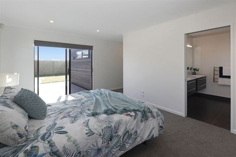 Photo of property in 5 Glen Rosa Lane, Broomfield, Christchurch, 8042