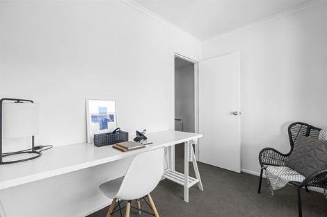 Photo of property in 278 Memorial Avenue, Burnside, Christchurch, 8053