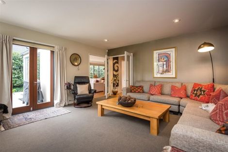 Photo of property in 20 Makora Street, Fendalton, Christchurch, 8041