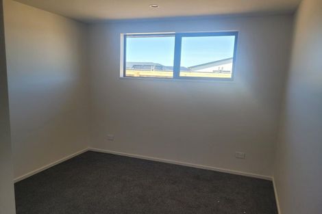 Photo of property in 15 Ellmers Street, Woodend, 7691