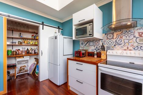 Photo of property in 77 Mclean Street, Woodville, 4920