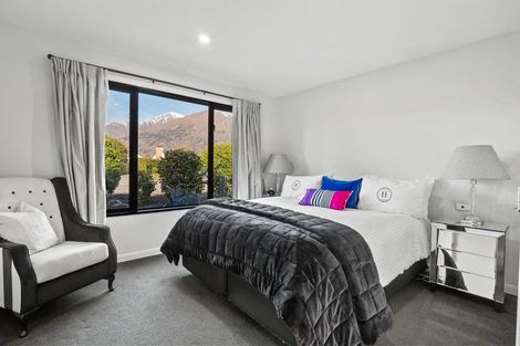 Photo of property in 1 Wellswood Way, Lower Shotover, Queenstown, 9371