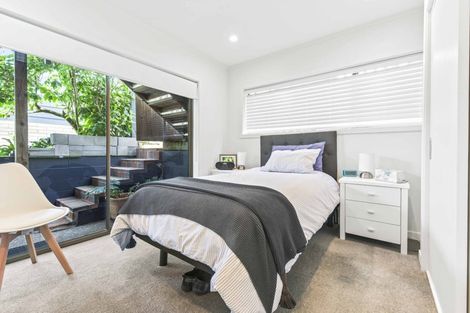 Photo of property in 1/170 Stapleford Crescent, Browns Bay, Auckland, 0630