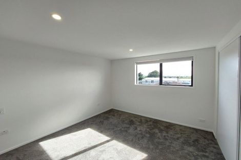 Photo of property in 5/59 Neil Avenue, Te Atatu Peninsula, Auckland, 0610