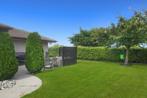 Photo of property in 29 Mataroa Place, Parklands, Christchurch, 8083