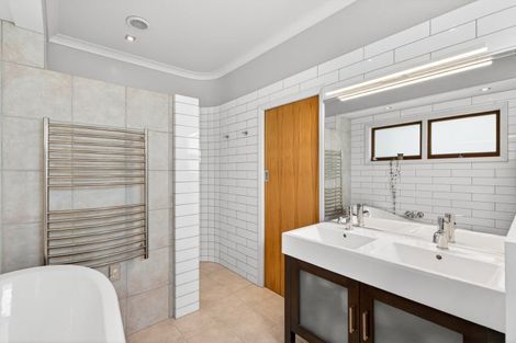 Photo of property in 790 Main Road North, Bay View, Napier, 4182