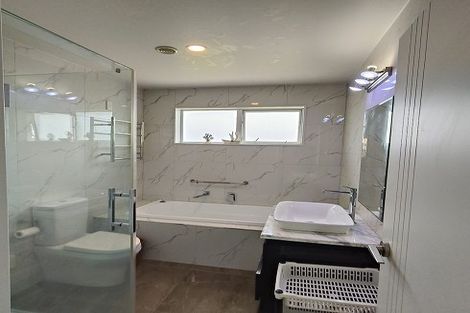 Photo of property in 48 Bur Oak Terrace, Schnapper Rock, Auckland, 0632