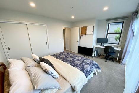Photo of property in 32 Liberation Road, Papakura, 2110