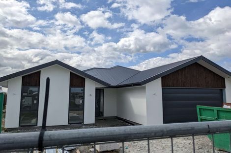 Photo of property in 27 Ranginui Drive, Kaiapoi, 7630