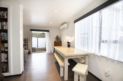 Photo of property in 1/11 Hetley Crescent, Taradale, Napier, 4112