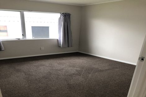 Photo of property in 57 Woodside Road, Massey, Auckland, 0614