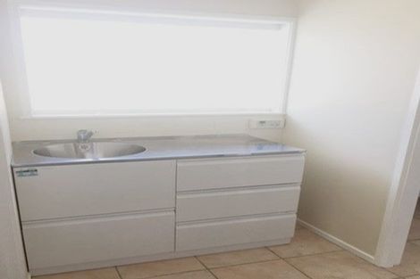 Photo of property in 86a Pupuke Road, Hillcrest, Auckland, 0627