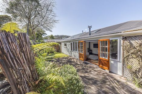 Photo of property in 38 Cashmere Avenue, Khandallah, Wellington, 6035