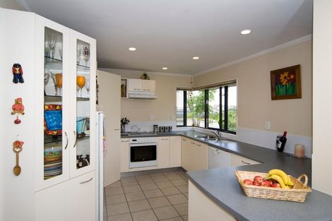 Photo of property in 20 Excelsa Place, Albany, Auckland, 0632