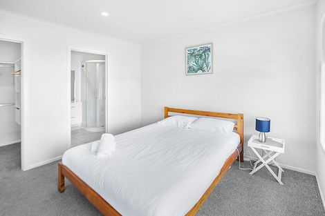 Photo of property in 12u1 Scotland Place, Hillcrest, Hamilton, 3216