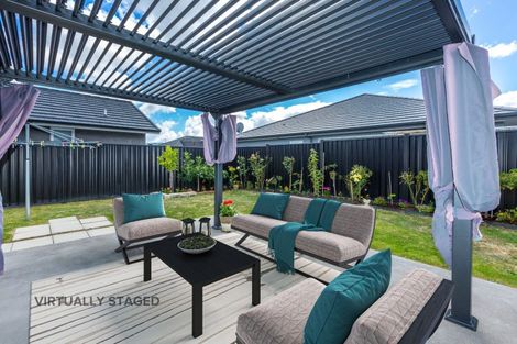 Photo of property in 16 Kerrigan Crescent, Wallaceville, Upper Hutt, 5018