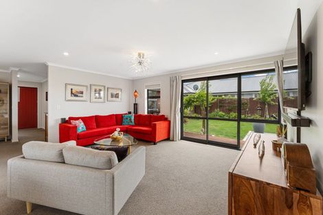 Photo of property in 25 Highgate Drive, Rangiora, 7400