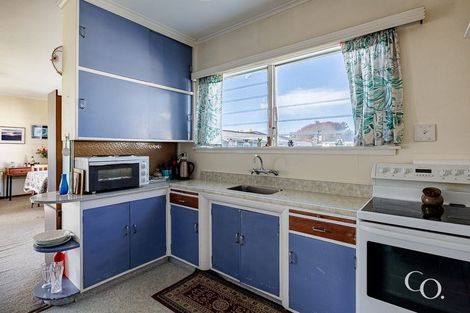 Photo of property in 208 Lumsden Road, Akina, Hastings, 4122