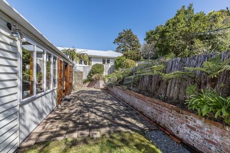 Photo of property in 38 Cashmere Avenue, Khandallah, Wellington, 6035