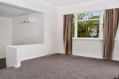 Photo of property in 34 Shamrock Street, Takaro, Palmerston North, 4412