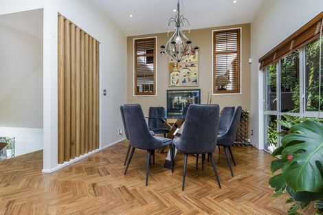 Photo of property in 1/9 The Esplanade, Castor Bay, Auckland, 0620