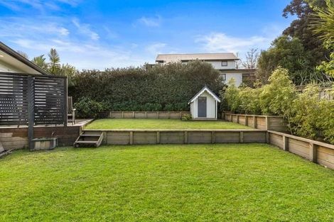 Photo of property in 23 Helleur Road, Massey, Auckland, 0614