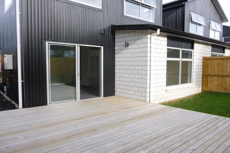 Photo of property in 70u3 Mahoe Street, Melville, Hamilton, 3206