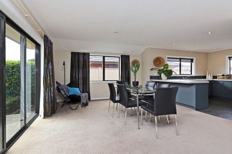 Photo of property in 210a Frimley Oaks, Frimley, Hastings, 4120