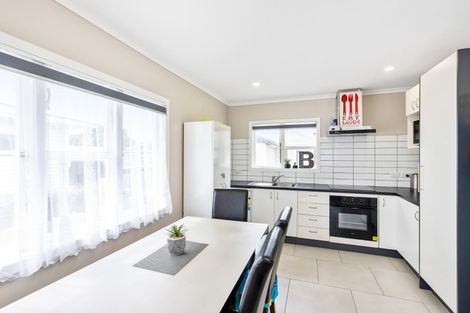 Photo of property in 4 Ferguson Street, Levin, 5510