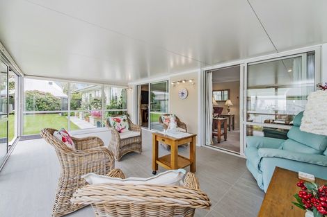 Photo of property in 4 Rachel Place, Avonhead, Christchurch, 8042