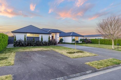 Photo of property in 26 Elizabeth Allen Drive, West Melton, 7618