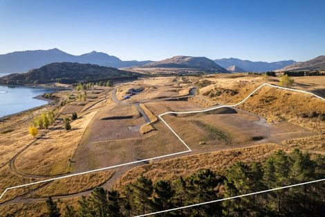 Photo of property in 1 Nathanael Place, Drift Bay, Queenstown, 9371