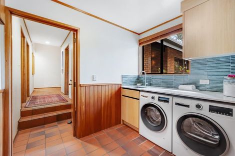 Photo of property in 238 Point View Drive, East Tamaki Heights, Auckland, 2016