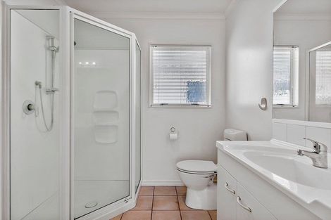 Photo of property in 6a Sunbrae Grove, Mount Maunganui, 3116