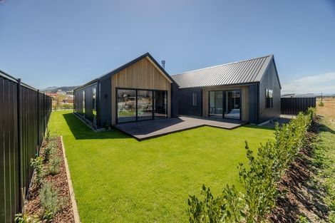 Photo of property in 3 Mason Street, Wanaka, 9305