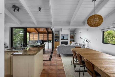 Photo of property in 5/3 Swann Beach Road, Stanmore Bay, Whangaparaoa, 0932