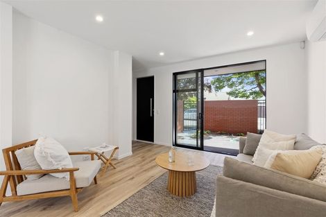 Photo of property in 83b Browns Road, St Albans, Christchurch, 8052