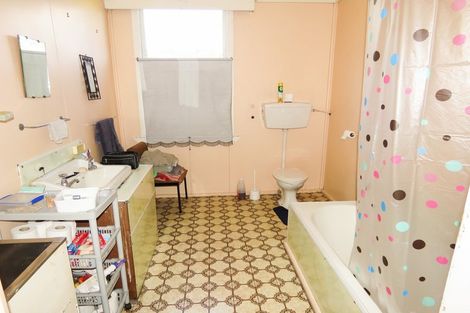 Photo of property in 2c&d Dunn Street, Reefton, 7830