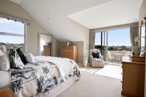 Photo of property in 4a Cleary Terrace, Cockle Bay, Auckland, 2014