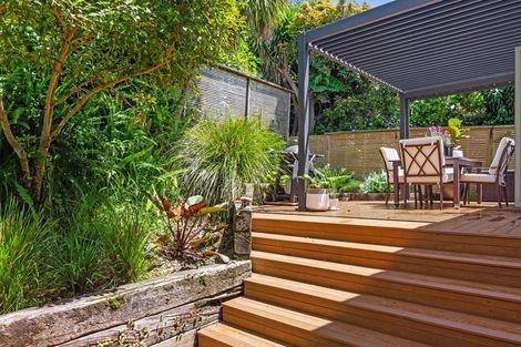 Photo of property in 3/14 Inga Road, Milford, Auckland, 0620