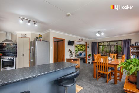 Photo of property in 495 Centre Road, Momona, Outram, 9073