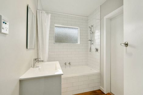 Photo of property in 166 Springs Road, Hornby, Christchurch, 8042