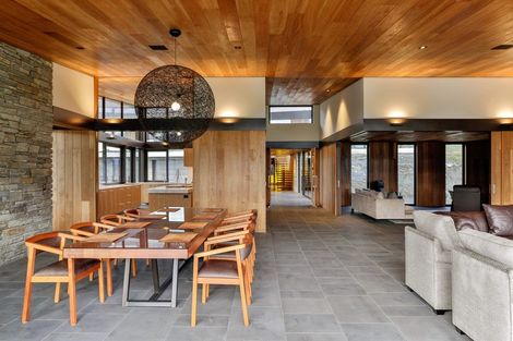 Photo of property in 7 Hidden Island Road, Jacks Point, Queenstown, 9371